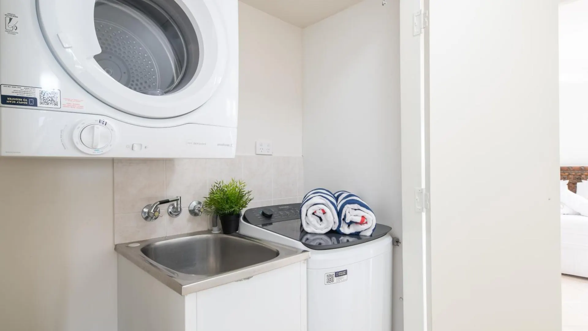 Waters Edge Penthouse Appartement Airlie Beach
