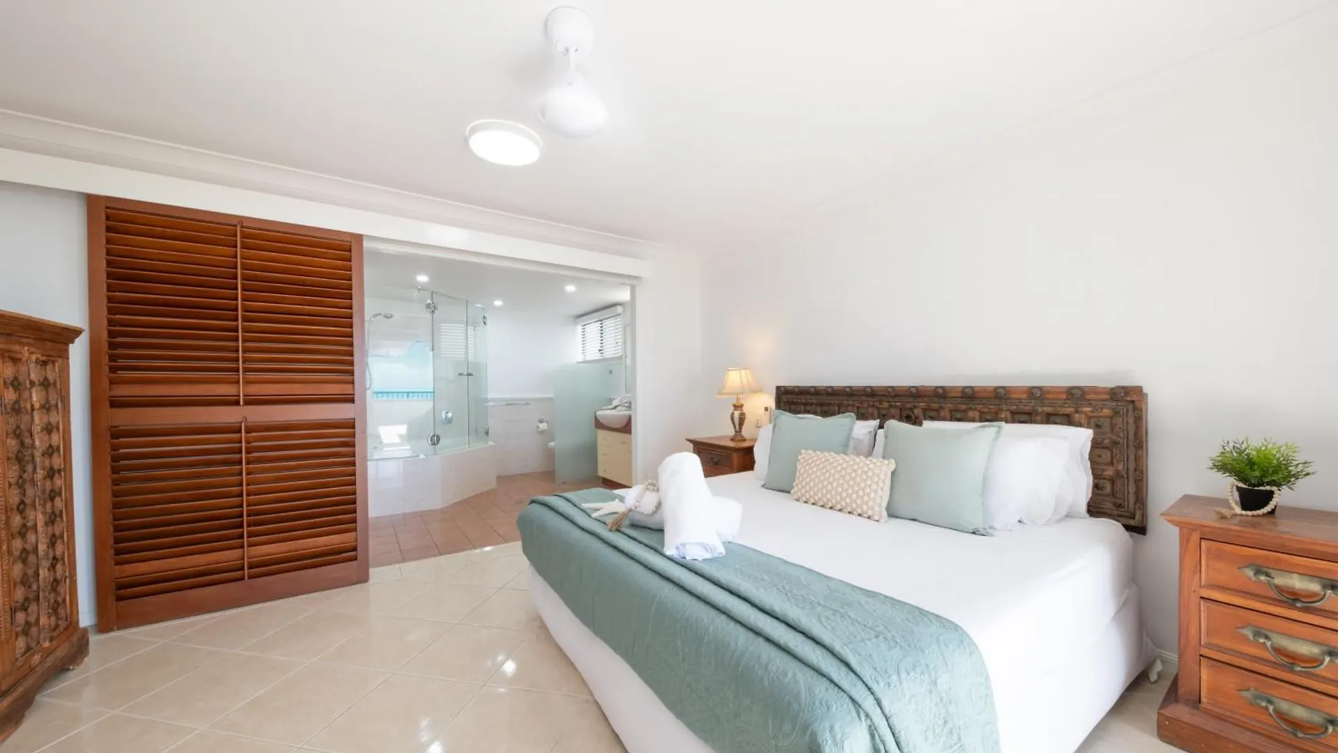 Waters Edge Penthouse Appartement Airlie Beach 0*,  Australië