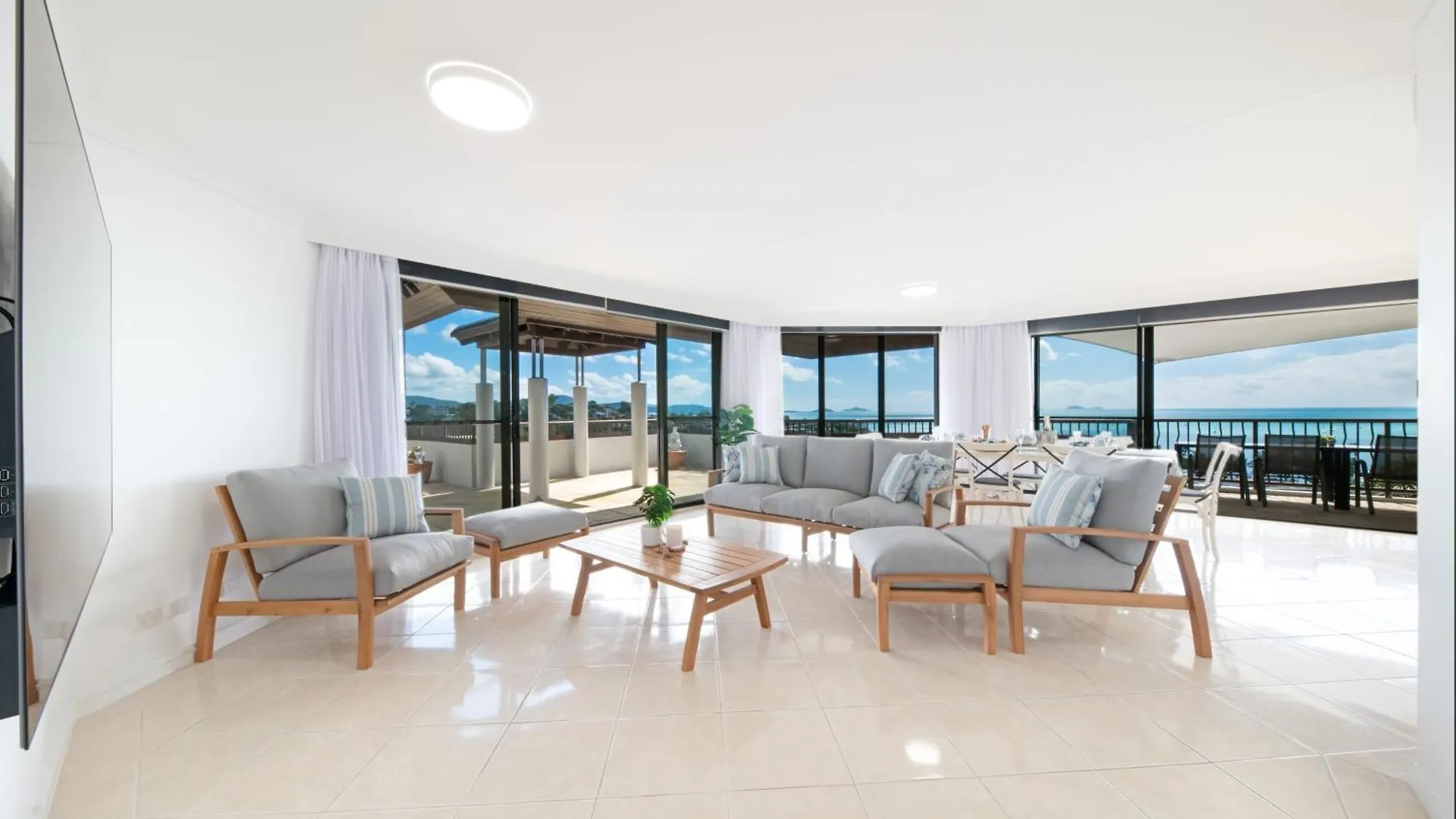 Waters Edge Penthouse Appartement Airlie Beach 0*,  Australië
